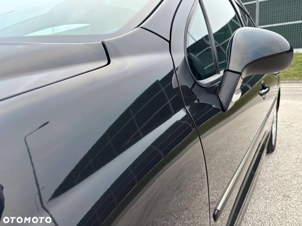 Peugeot 207 120 VTi Premium - 31