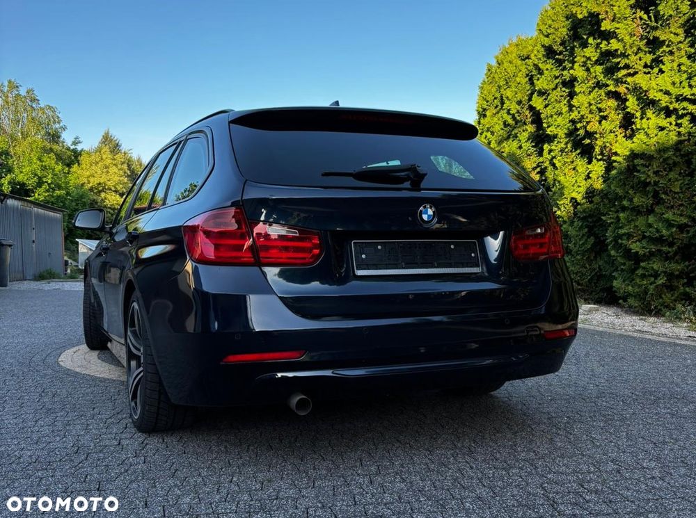 BMW Seria 3 320d Efficient Dynamics - 10