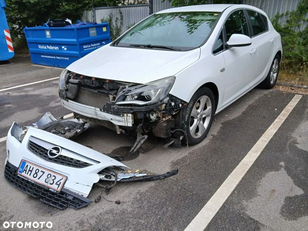 Opel Astra - 1