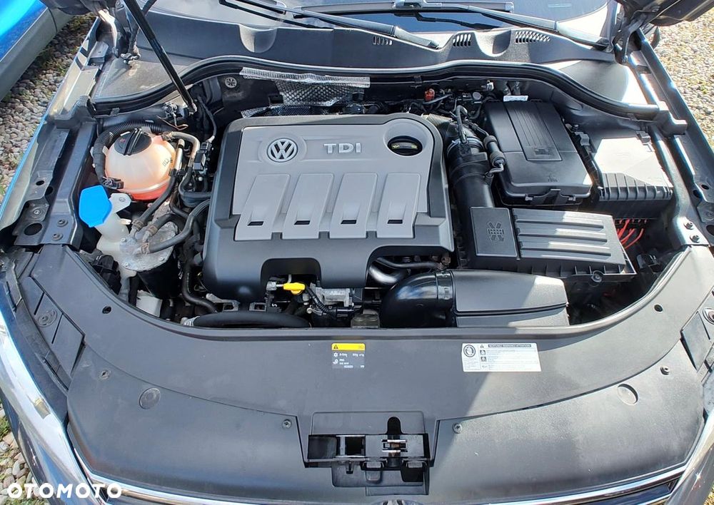 Volkswagen Passat 2.0 TDI 4Motion DSG BlueMotion Tech Comfortline - 6
