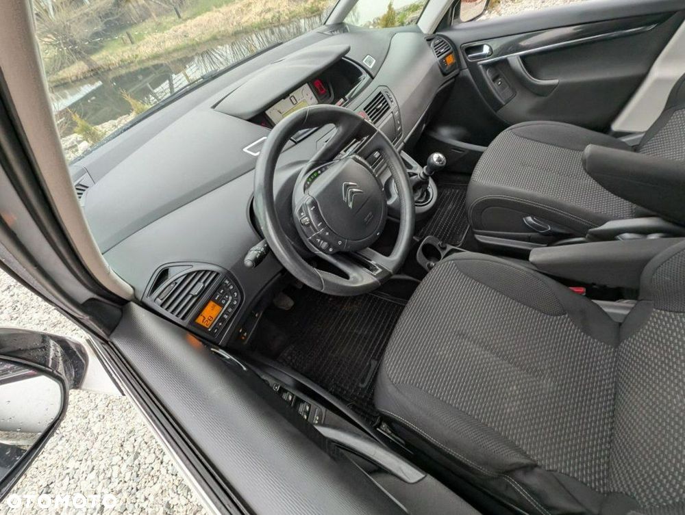 Citroën C4 Picasso - 11