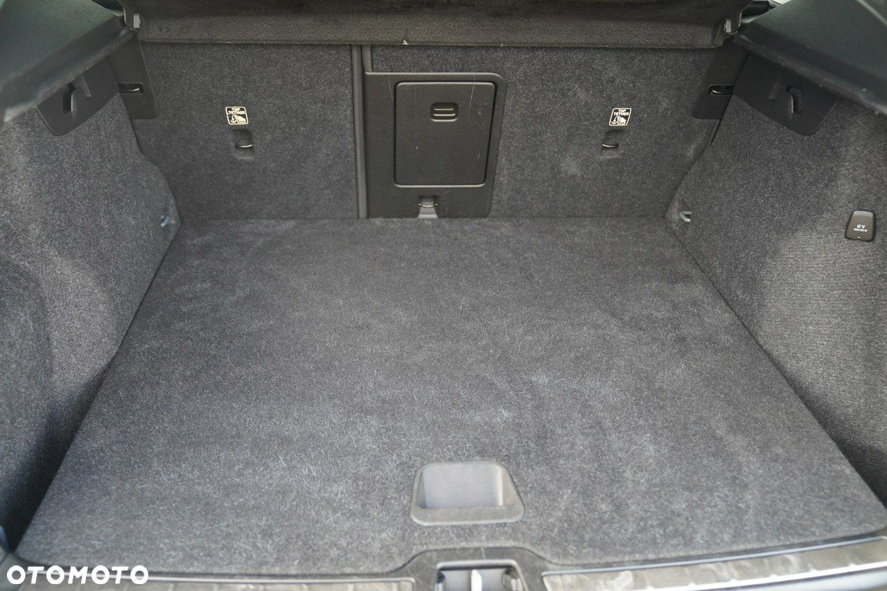 Volvo XC 40 - 17