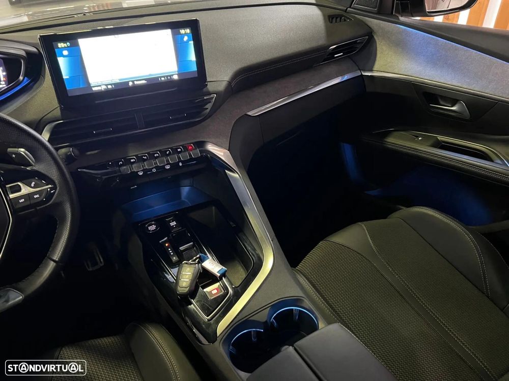 Peugeot 3008 1.6 Hybrid GT Pack e-EAT8 - 30