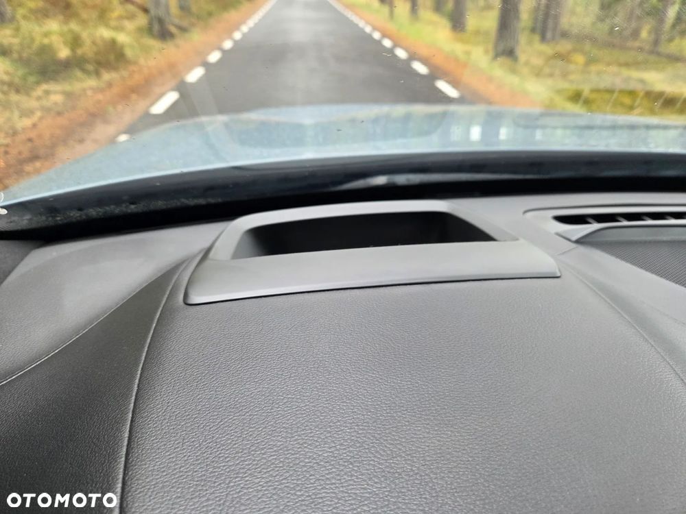 Volvo XC 90 B5 D AWD Geartronic RDesign - 32