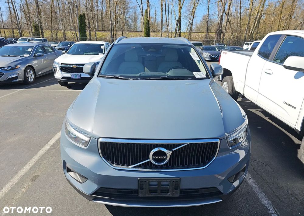 Volvo XC 40 T4 Momentum - 2