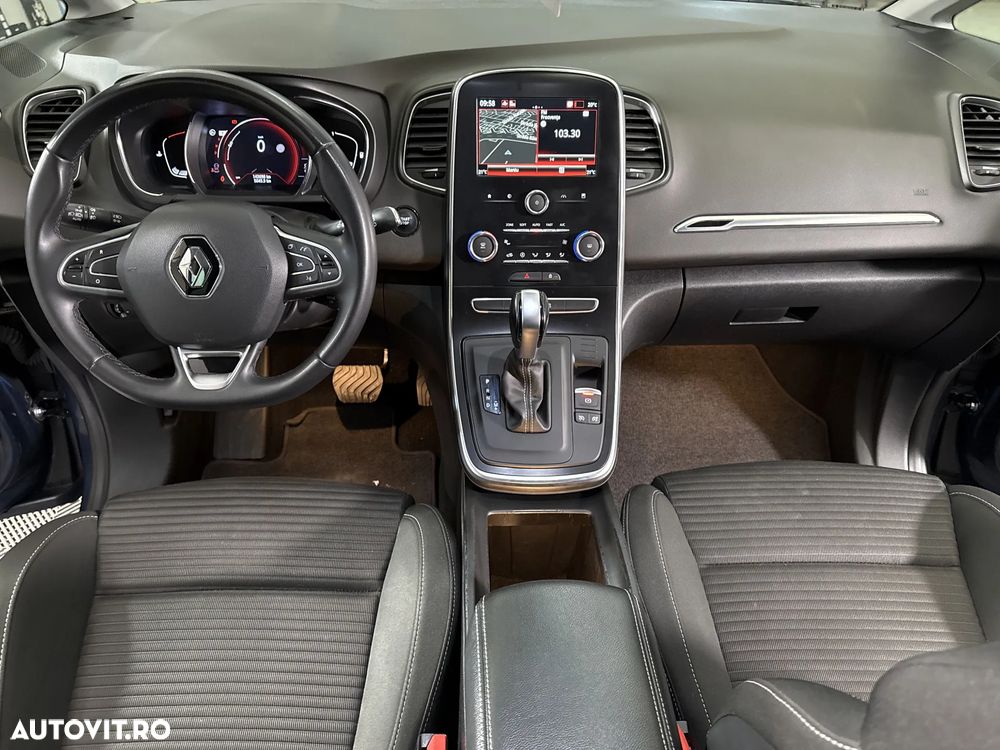 Renault Scenic - 10