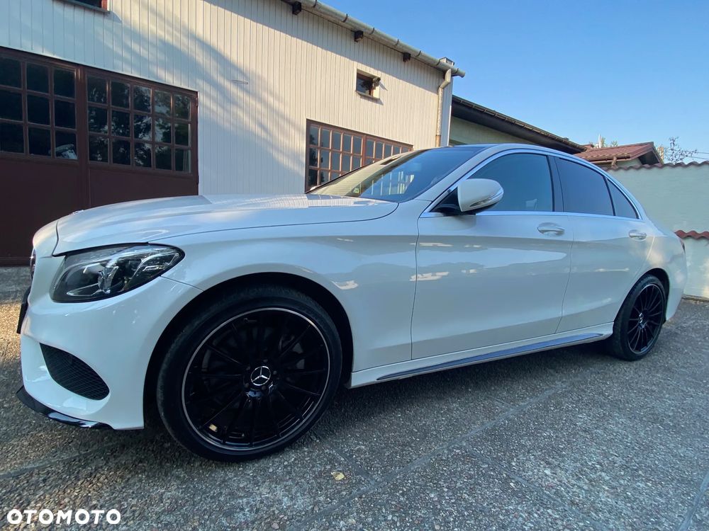Mercedes-Benz Klasa C 300 7G-TRONIC - 4