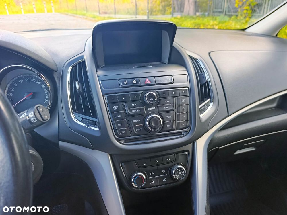 Opel Zafira - 19