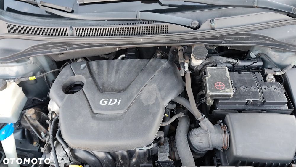 Hyundai i40 Kombi blue 1.6 Family+ - 26