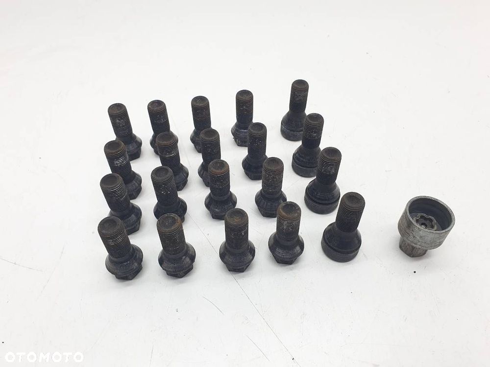 ŚRUBY NAKRĘTKI KÓŁ ZŁODZIEJKI BMW X4 F26 M14X1.25 - 1