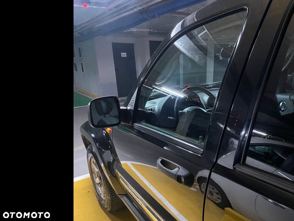 Jeep Cherokee 3.7L Limited - 5