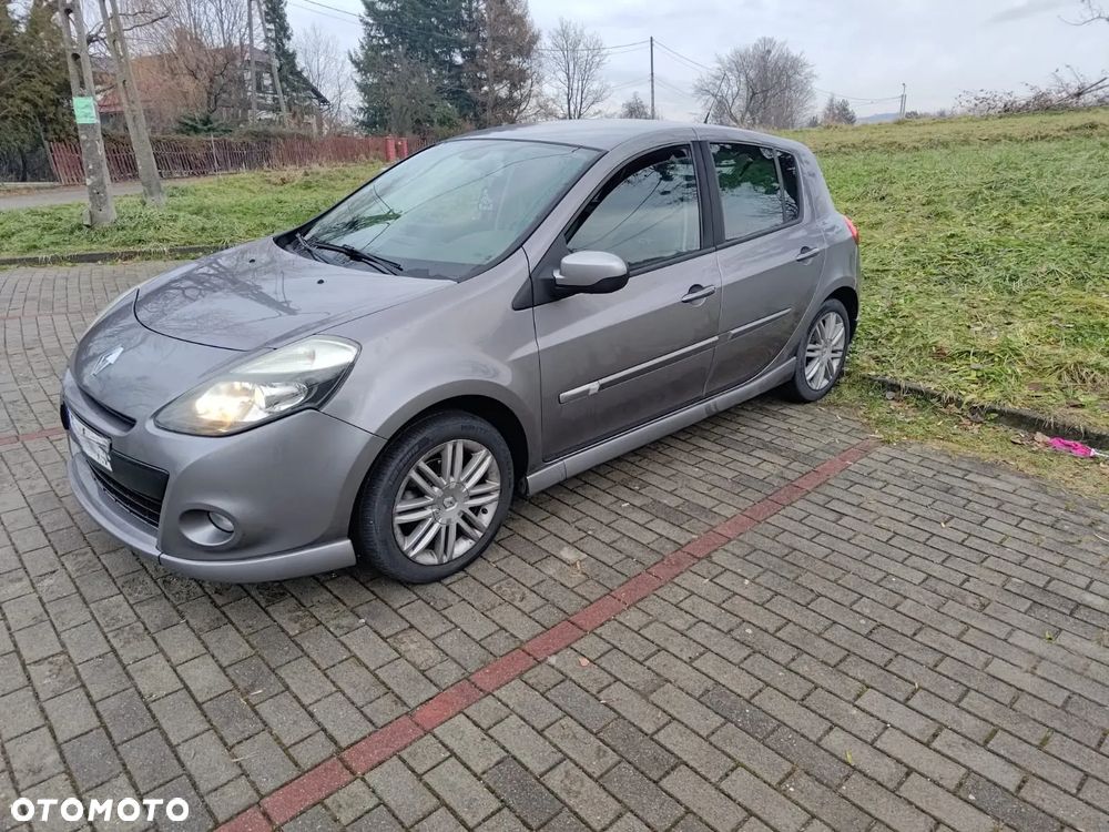 Renault Clio - 1