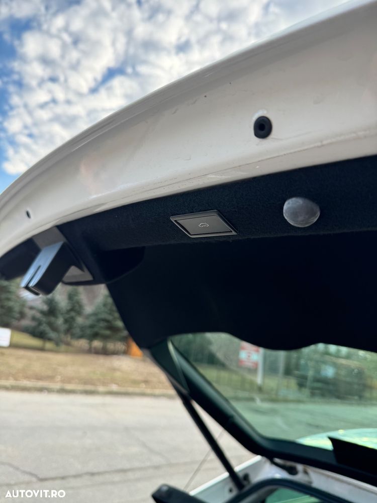 Skoda Superb 1.6 TDI DSG Ambition - 12