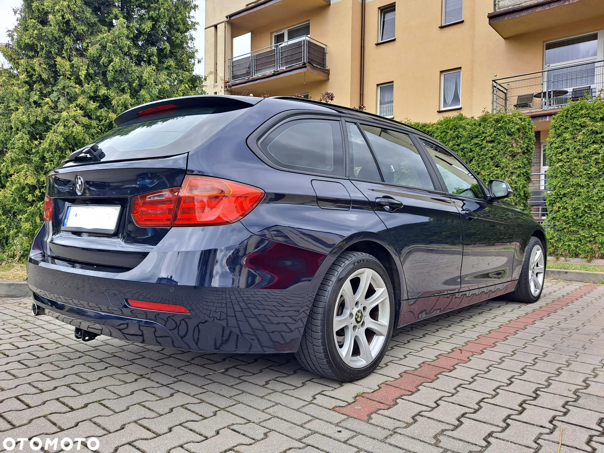 BMW Seria 3 320d Touring Sport Line - 4