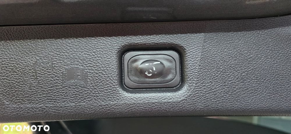 Ford S-Max - 25