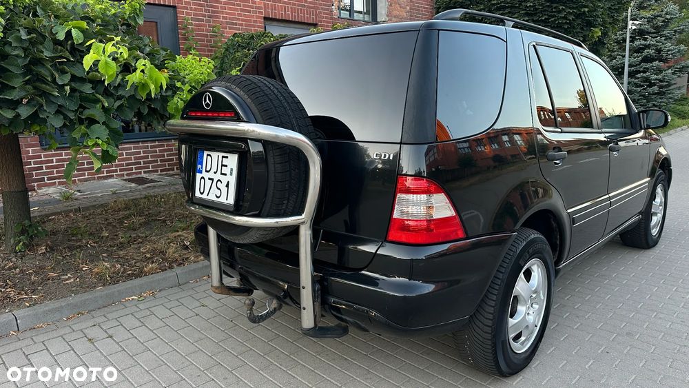 Mercedes-Benz ML - 14