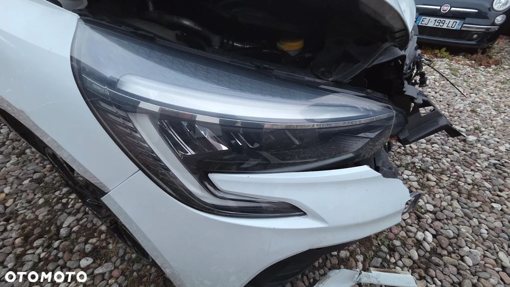 Renault Clio - 11