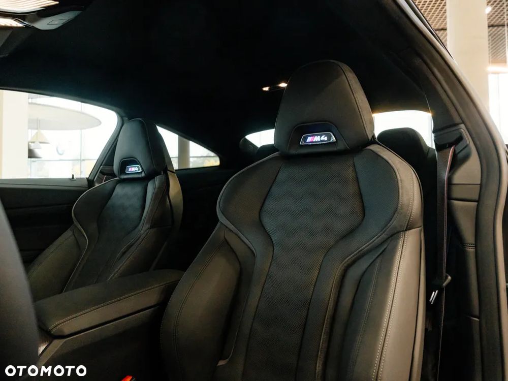 BMW M4 Competition M xDrive - 14