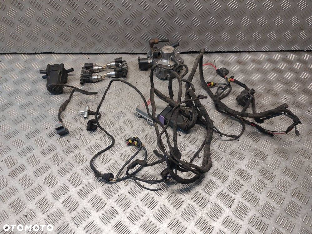 INSTALACJA GAZOWA LPG SUBARU FORESTER I LIFT 2.0 16V AGIS M210 - 1