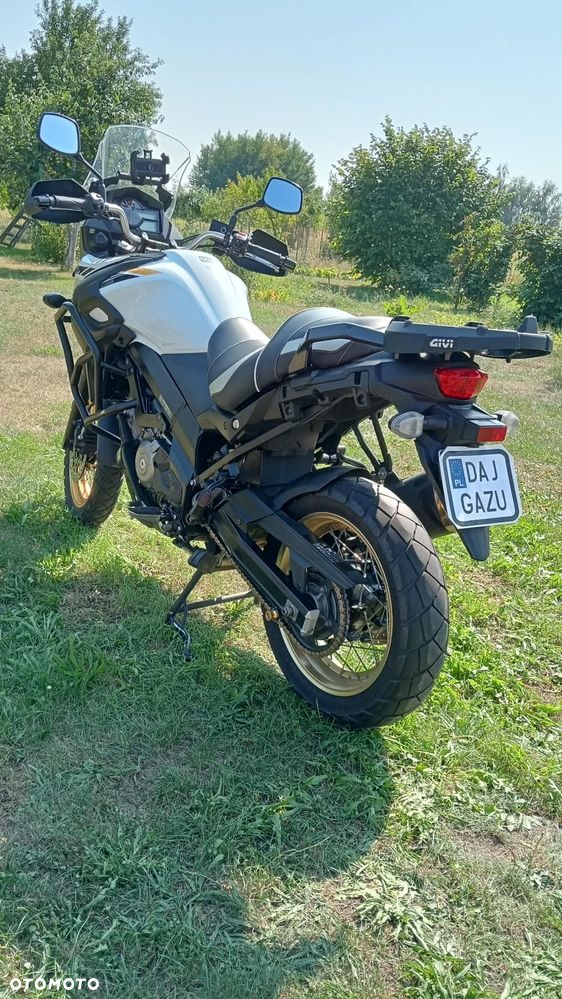 Suzuki V-STROM - 11