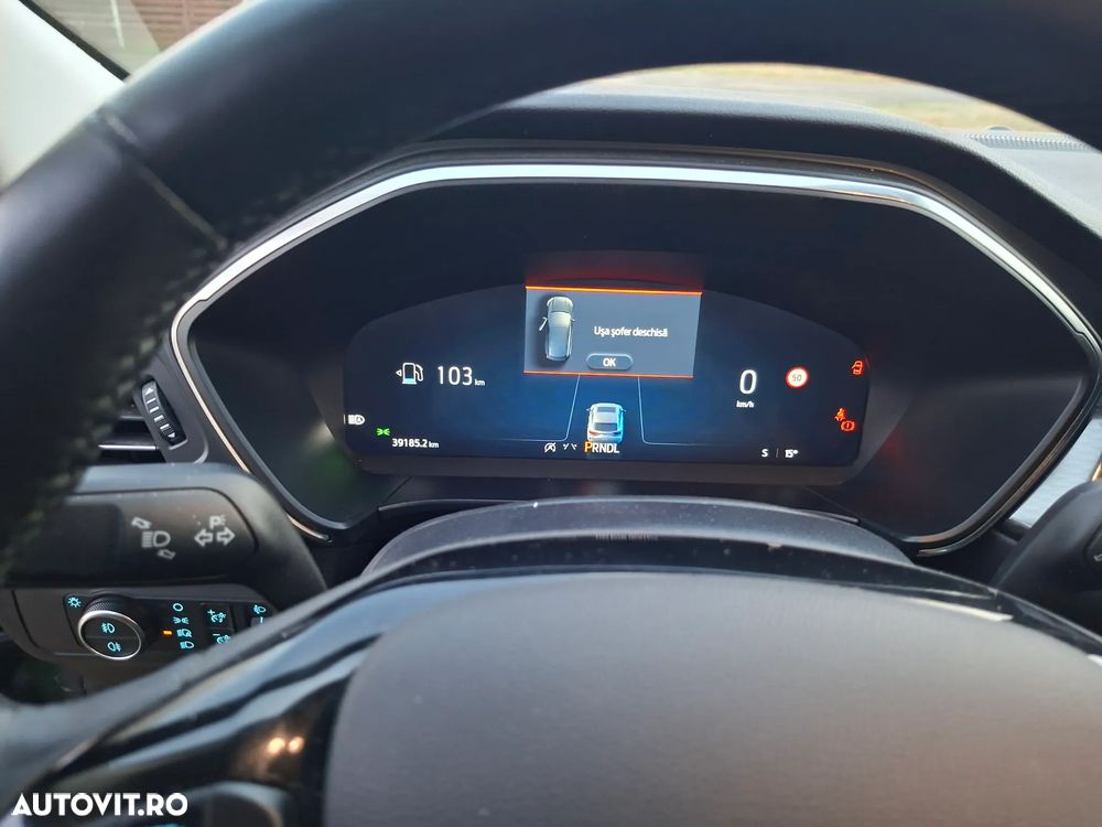 Ford Kuga - 11