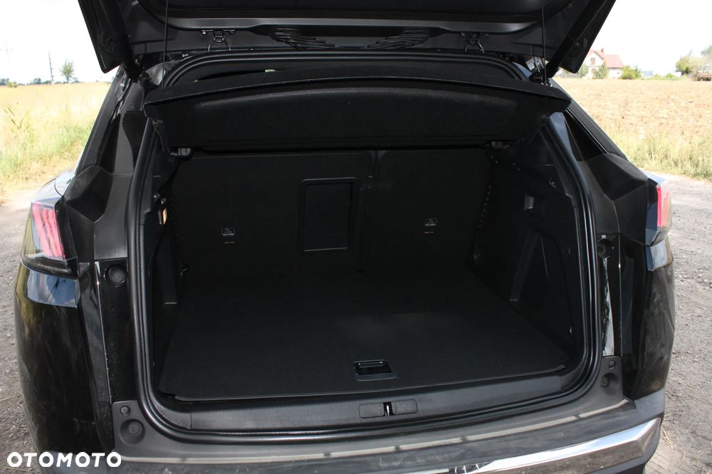 Peugeot 3008 Hybrid4 300 e-EAT8 GT - 11