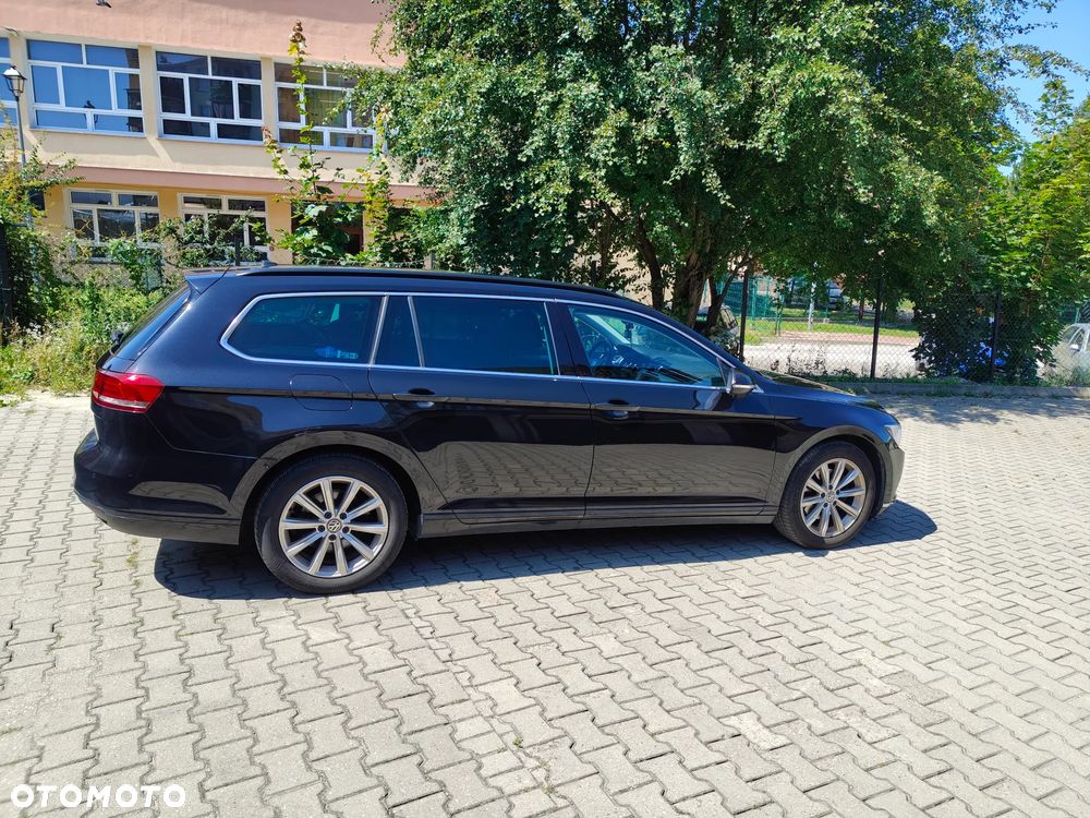 Volkswagen Passat 2.0 TDI SCR DSG Comfortline - 17