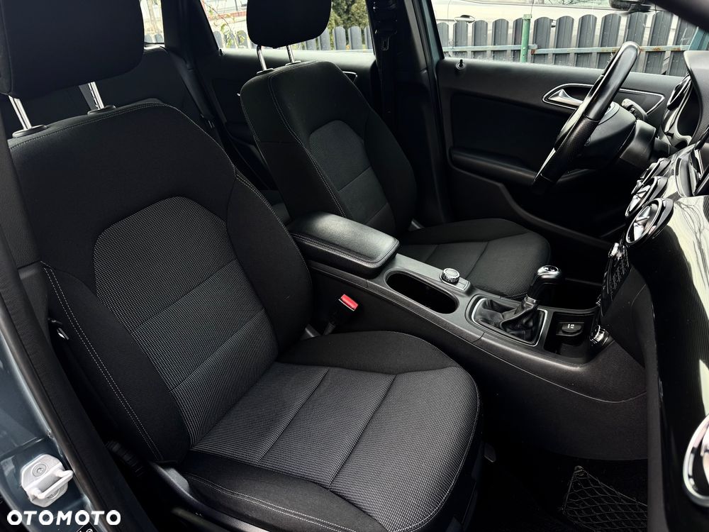 Mercedes-Benz Klasa B 180 CDI (BlueEFFICIENCY) - 29