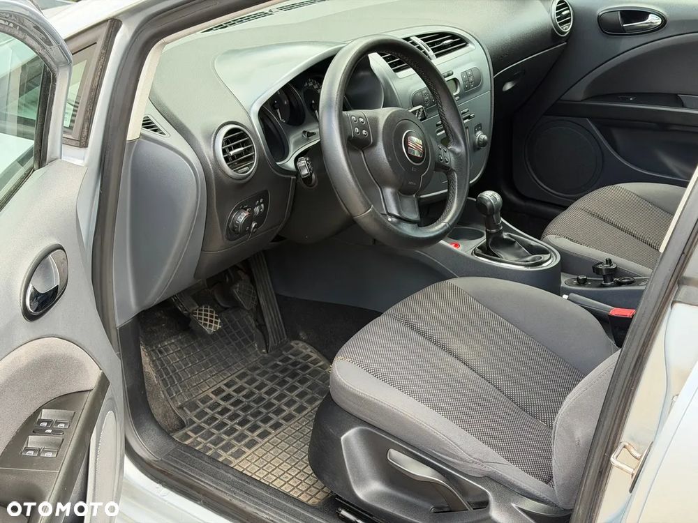 Seat Leon 1.9 TDI Spirit Turbo S - 4
