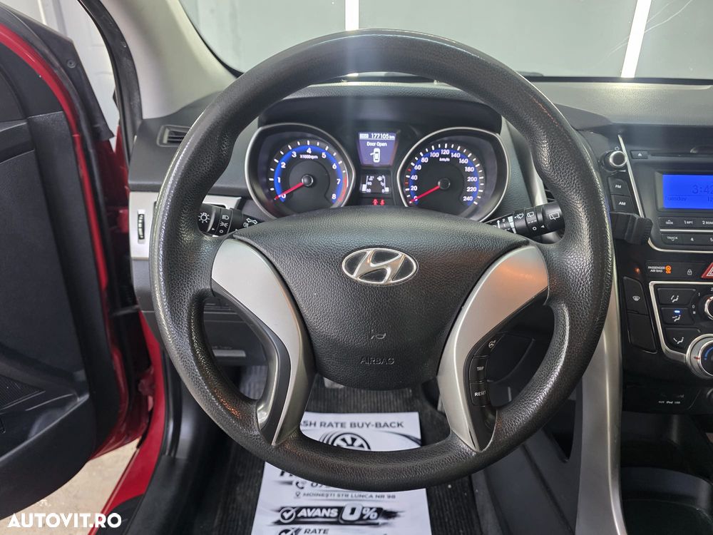 Hyundai i30 1.4MPi Comfort - 14