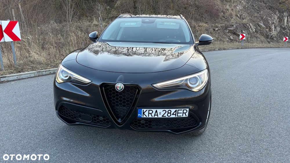 Alfa Romeo Stelvio 2.0 Turbo Veloce TI Q4 - 14