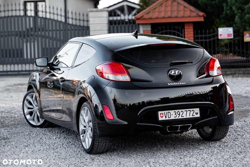 Hyundai Veloster 1.6 Premium - 13