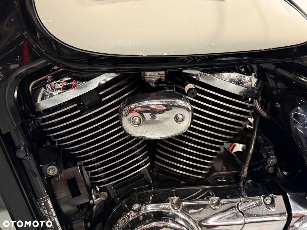 Suzuki VL 800 Volusia - 36