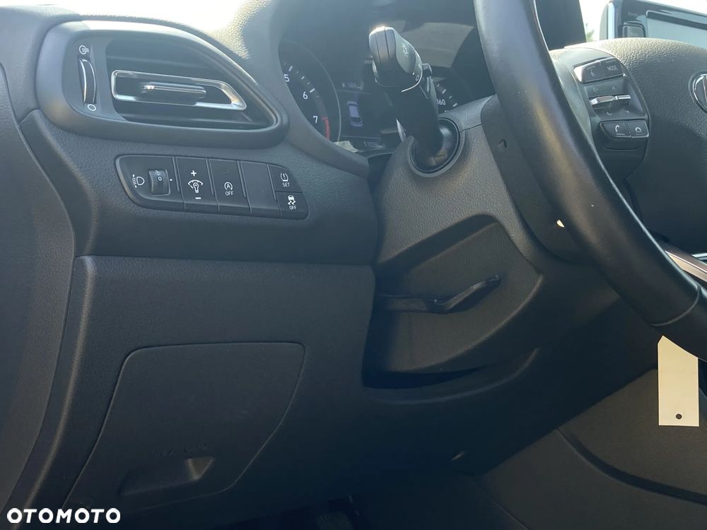 Hyundai i30 1.5 T-GDI 48V Smart - 19