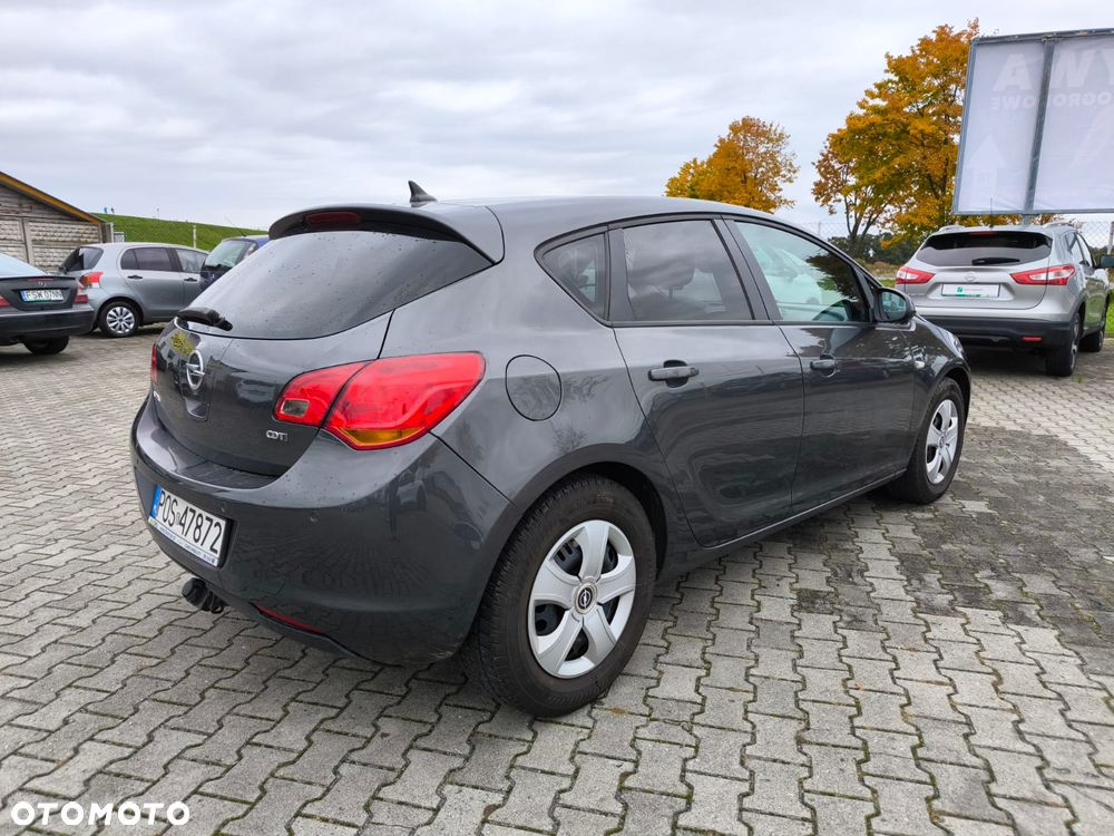 Opel Astra 1.7 CDTI Cosmo - 5