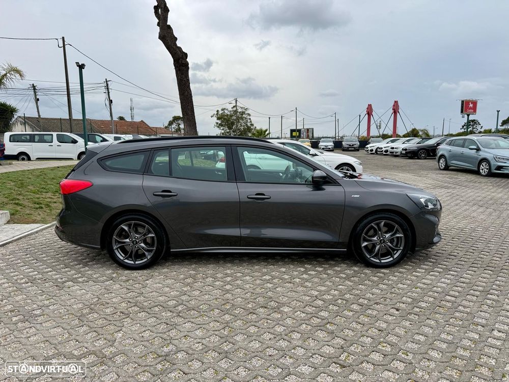 Ford Focus SW 1.0 EcoBoost ST-Line Aut. - 4