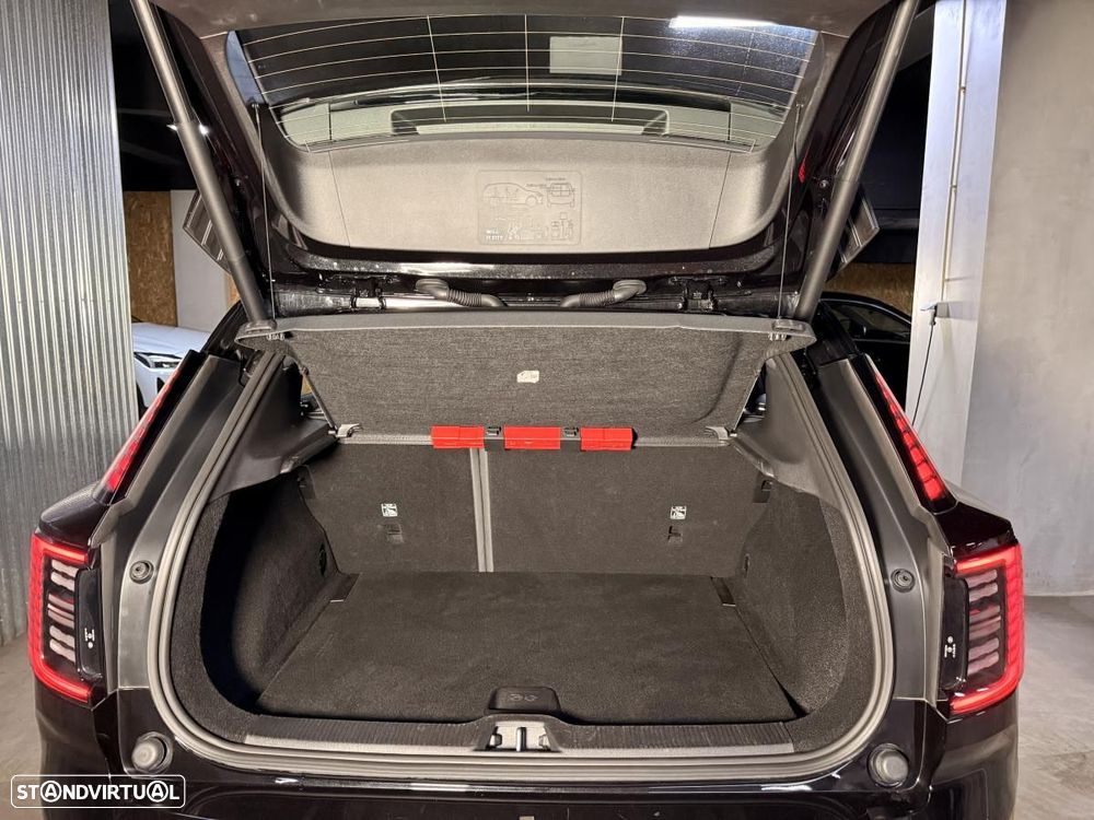 Volvo EX30 Single Motor Extended Range RWD Ultra - 47