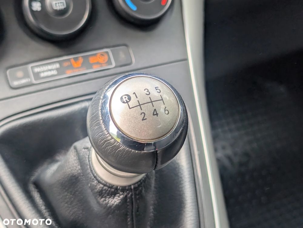 Toyota Auris 1.33 VVT-i Premium - 27