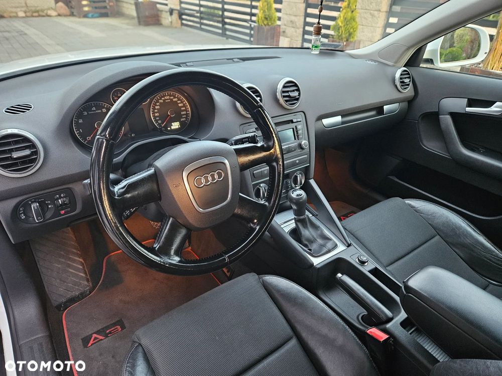 Audi A3 Sportback - 11