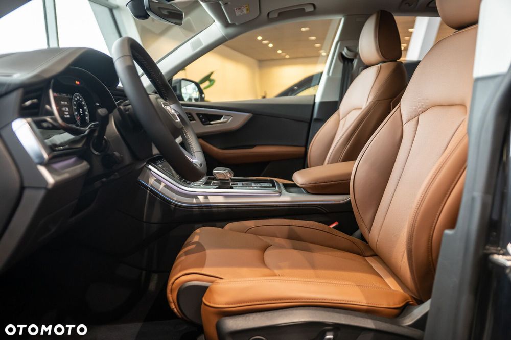 Audi Q8 - 16