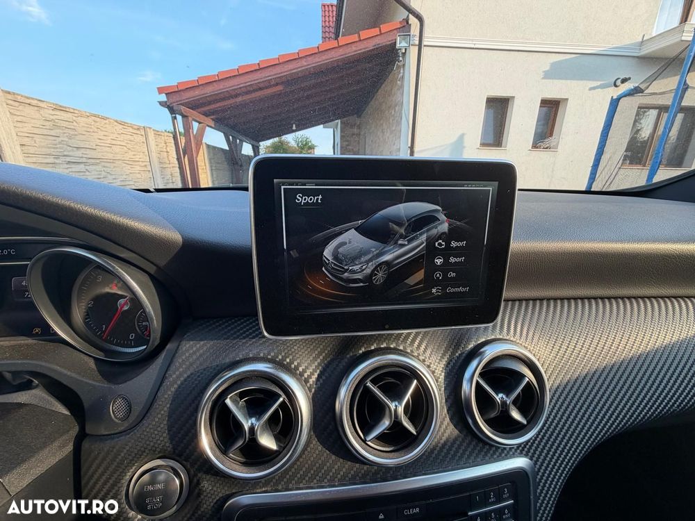 Mercedes-Benz A 200 d 4Matic Aut. - 14