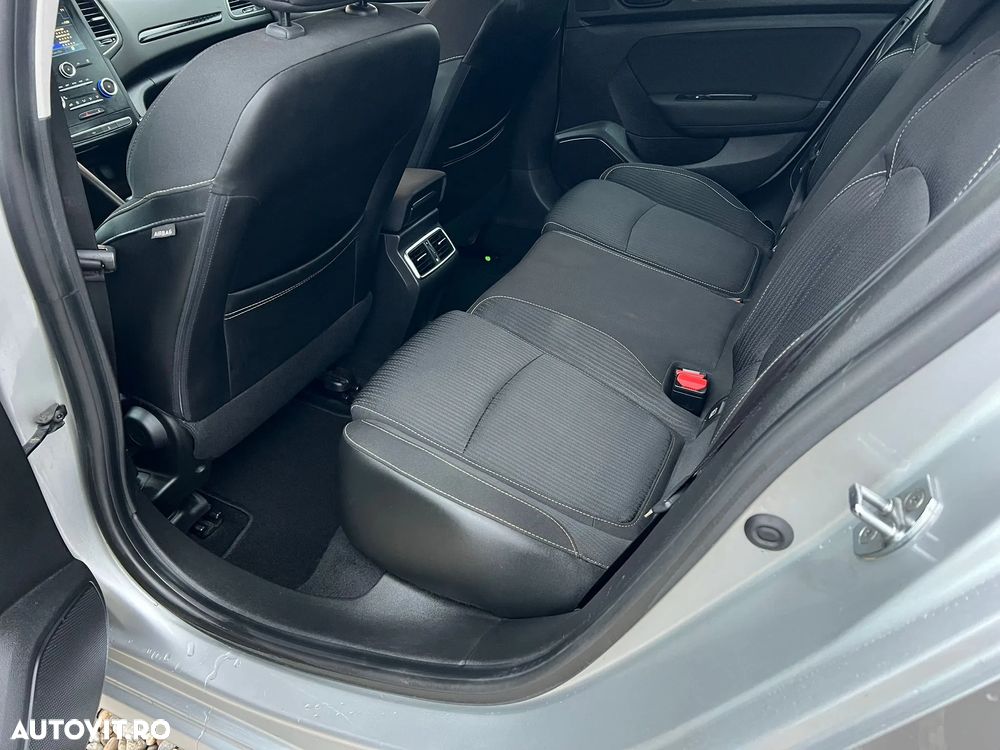 Renault Megane ENERGY TCe 100 EXPERIENCE - 7