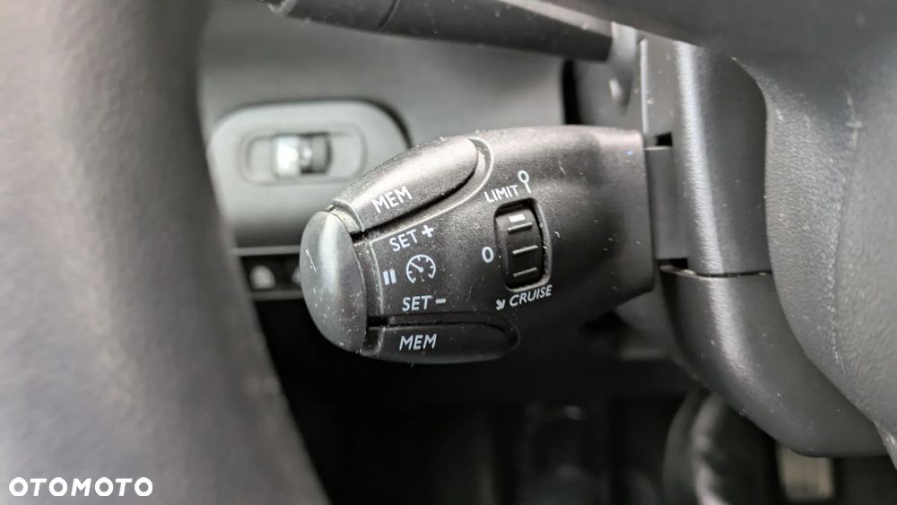 Toyota Proace City Verso Long 1.5 D-4D Business - 16