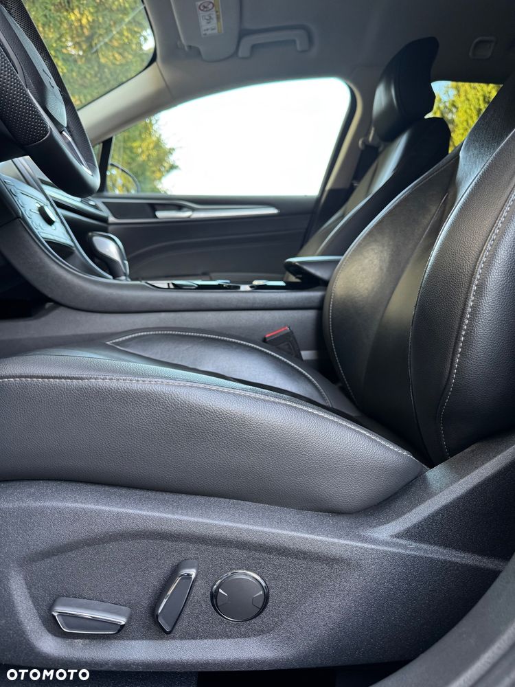 Ford Mondeo 2.0 TDCi STart-Stopp PowerShift-Aut Titanium - 11