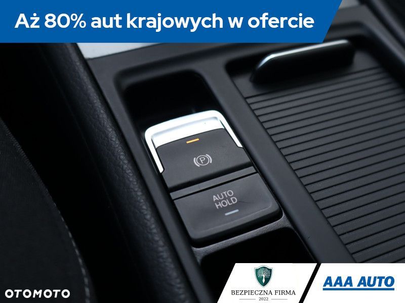 Volkswagen Golf - 21