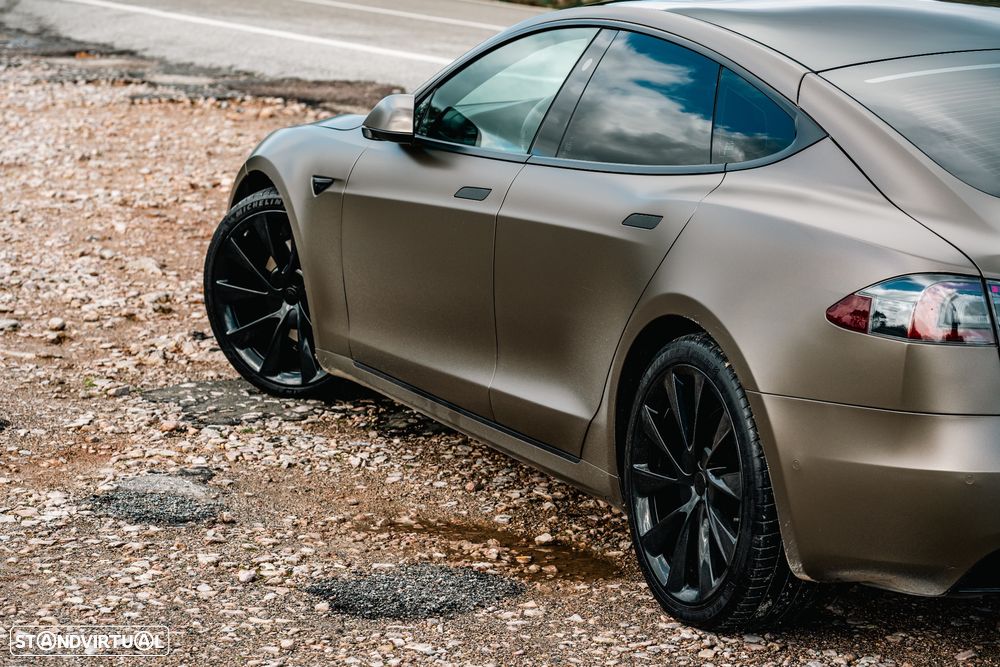 Tesla Model S Long Range - 20