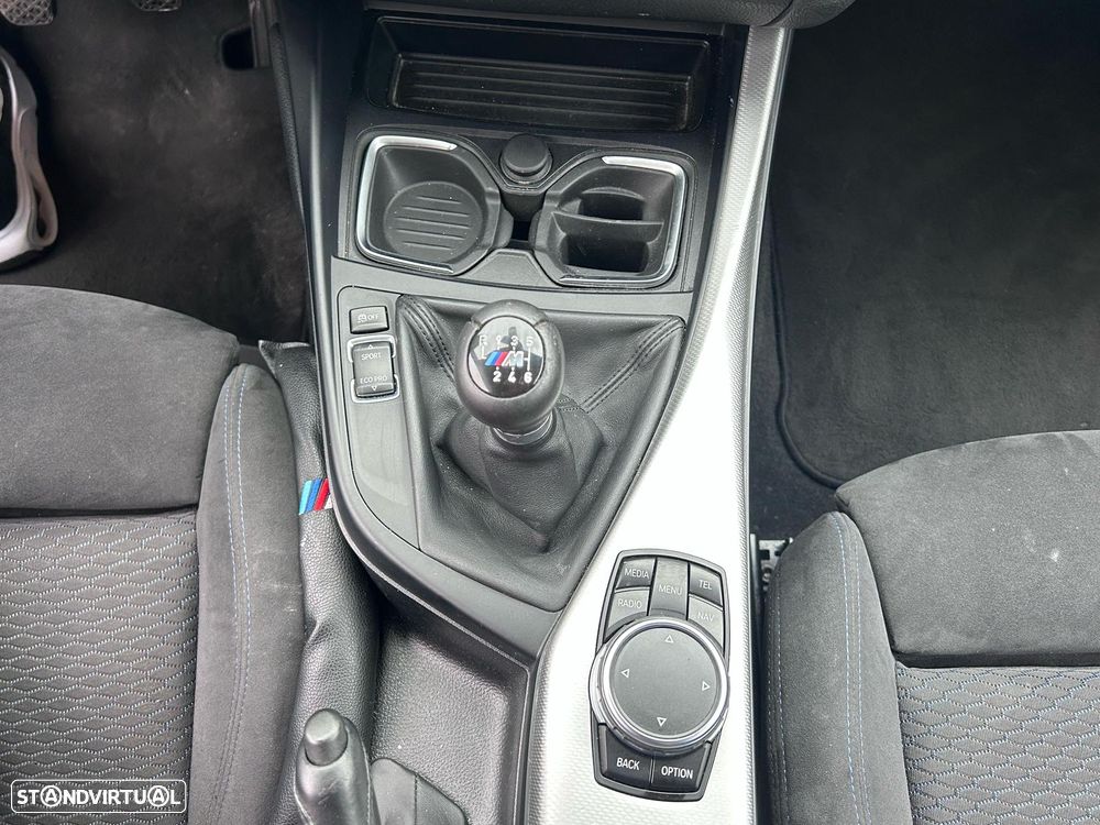 BMW 116 d Pack M - 8