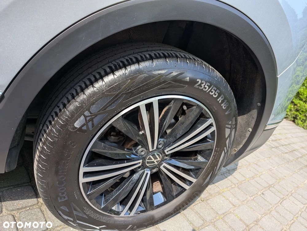 Volkswagen Tiguan 2.0 TSI 4Mot Elegance DSG - 22