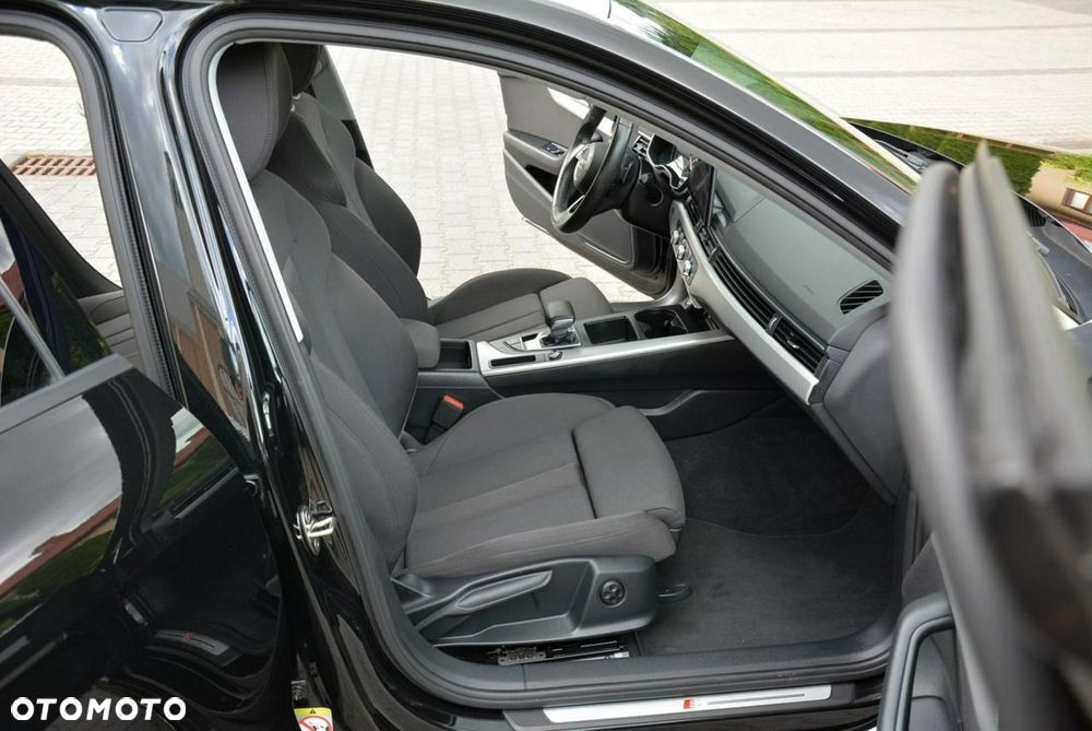 Audi A4 Avant 40 TDI mHEV S Line S tronic - 15