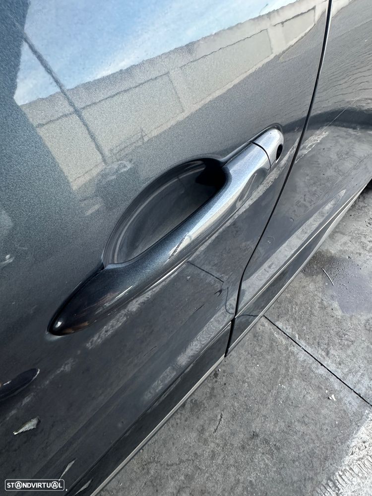 Renault Clio 0.9 TCe Limited - 33